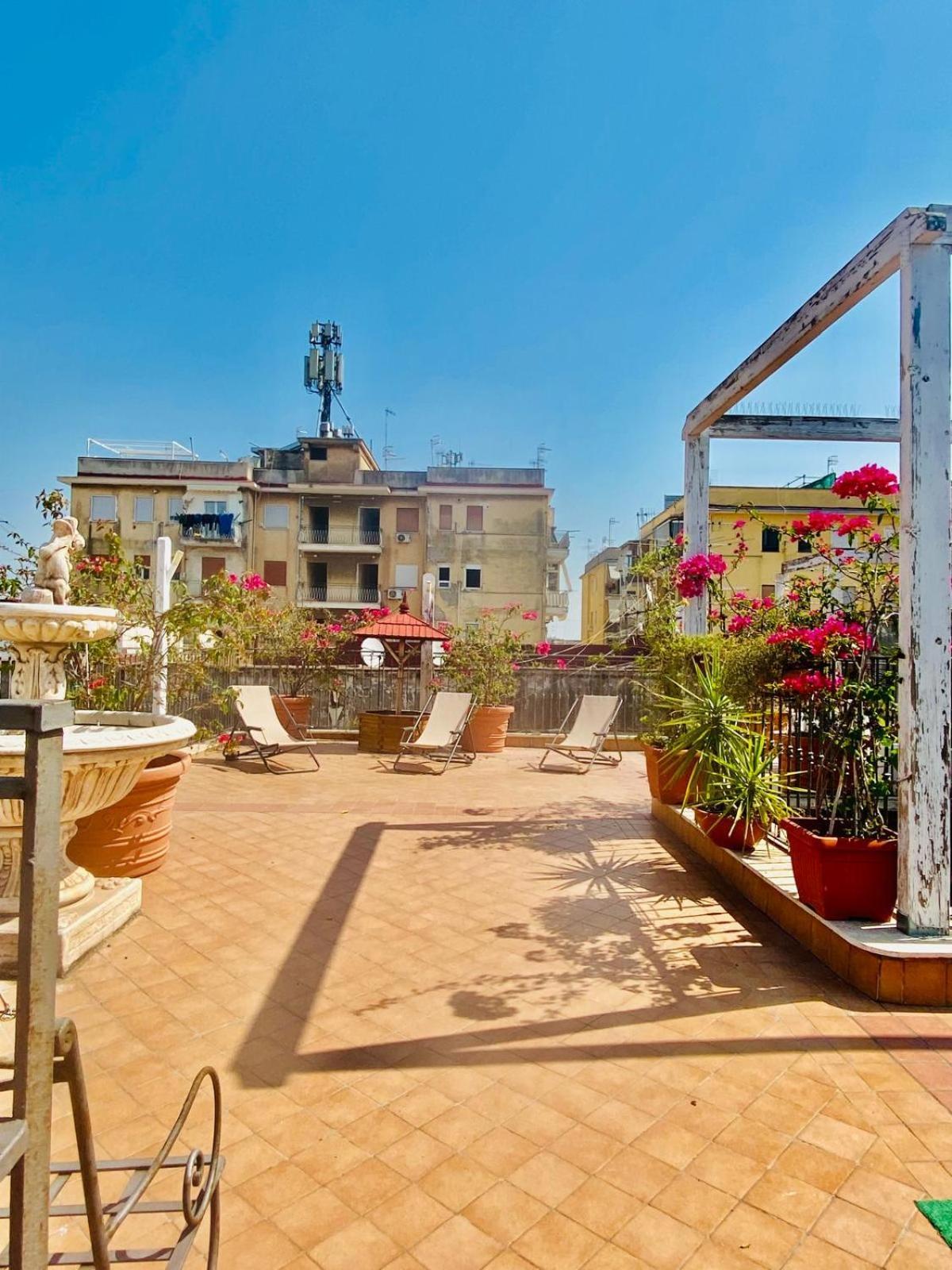 Blessing House * Naples
